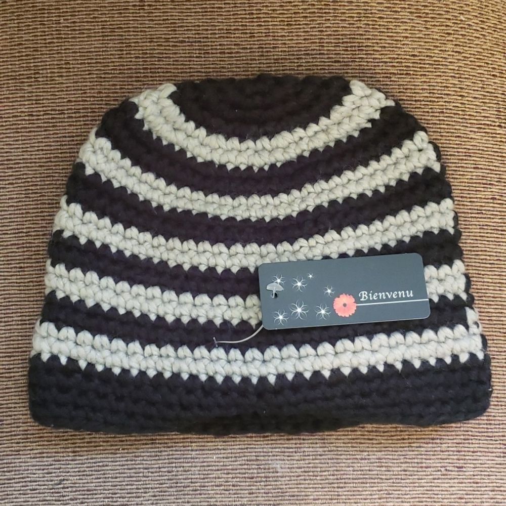 Bienvenu Black and Gray Striped Thick Knit Pull On Beanie Hat